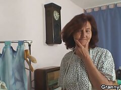Así que la hermosa esposa morena envía a todos sus padres a la iglesia el mamadas xxx caseras domingo para hacer estas cosas