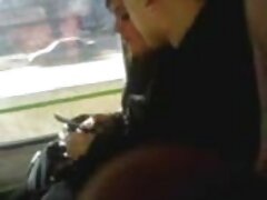 Lesbianas haciendo un trío mamada grupal