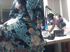 Rubia chupada xxx usa su consolador