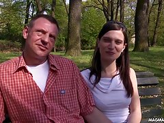 Pareja joven filmada follando al aire mamadas hardcore libre