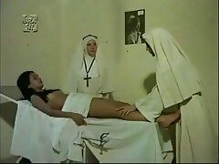 Rubia de tetas pequeñas la mamada perfecta chupa polla y tiene sexo