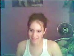 Una nena acaricia su pornhub mamadas coño