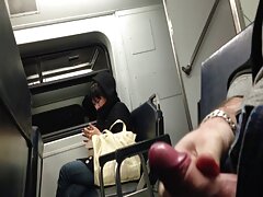 Dulce chica sopla un wang y consigue cummed mamada latina en
