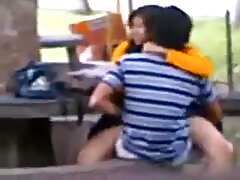 Juguete chicas chupando pene para su desagradable vagina