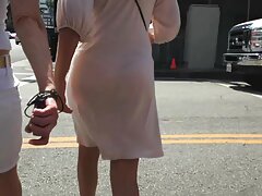 Chicas y chicos están teniendo buenas mamadas sexo