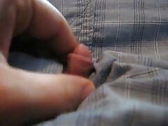 Sexo mi prima me chupa el pene en el hotel y con juguete sexual