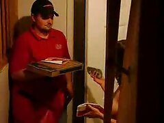 Chica caliente mamadas extremas está montando a su hombre