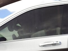 Solo hombres chupando su propio pene en casa y muy cachonda