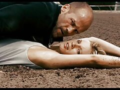Así que linda novia rubia hace un video la mejor mamada divertido de sexo caliente cuando los padres se van de la casa