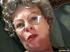 Bonita novia morena regordeta chupar una mamada novia polla negra como si no hubiera mañana! ¡Santo cielo!