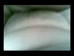 Asiático lindo comer un rock hombres chupando pezones Duro metedura de pata