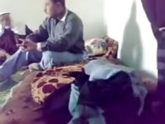 Rubia curvilínea bimbo mamada brutal follando y chupando