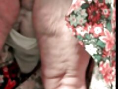 Bimbo se desnuda mamada brutal y baila para nosotros